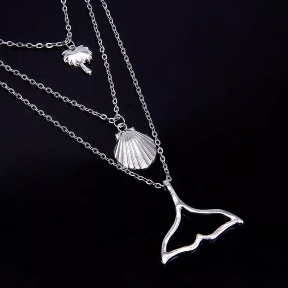 {MARIELLA} boho mermaid tail shell layer necklace - Picture 2 of 7